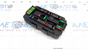 BMW 3 F30 12-18 Underhood Fuse Box