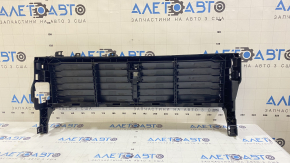 Radiator deflector blinds for the Audi Q5 80A 18-20 2.0T without motor