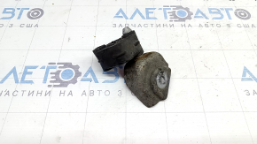 Rear exhaust pipe bracket for BMW F30 16-18 PHEV, with rubber