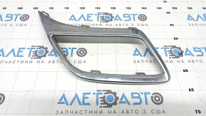 Right muffler frame for VW Tiguan 18-21, chrome, scratches, bumps, bulging chrome
