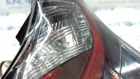 Right upper wing light for Toyota Prius 50 16-18 scratches, broken mount, dirty inside glass