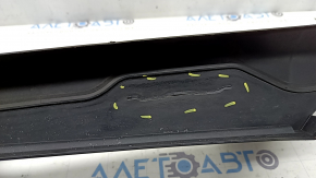 Volvo XC90 16-19 lower radiator duct broken mount