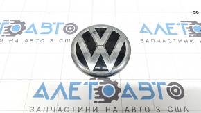 VW Tiguan 18-21 tailgate emblem scratches