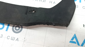 Volvo XC90 16-19 front right bumper mudguard is worn