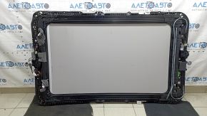 Panoramic view of the VW Tiguan 18-24, gray curtain, needs cleaning, scratches
