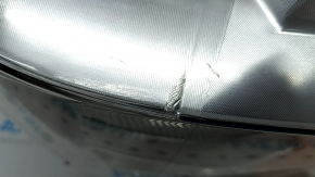 Ford F-150 18-20 right front headlight is bare, halogen, broken mounts, broken housing, cracks in the glass