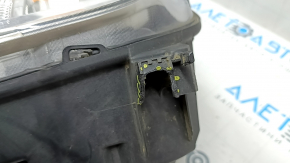 Ford F-150 18-20 right front headlight is bare, halogen, broken mounts, broken housing, cracks in the glass