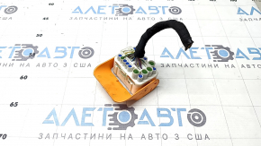 Volvo XC90 underhood fuse box connector 16-26 female