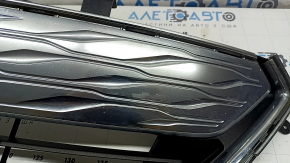 Chevrolet Volt 16-19 front bumper lower grille, chrome, chips, non-factory holes