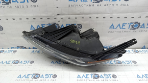 Chevrolet Volt 16-19 front left headlight, polished, worn