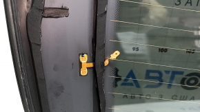 Rear window for the trunk door of a Porsche Macan 17-18