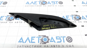 Upper left front bumper grille trim for Porsche Macan 15-18, structure, crack in mounting