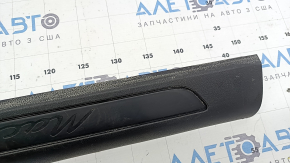 Front right door sill trim for Porsche Macan 15-18, black, no chrome insert, scratches, dry-cleanable