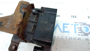 Volvo XC90 16-26 air suspension valve block rusty bracket