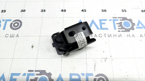 Left roof mesh mounting bracket for Porsche Macan 15-26 black