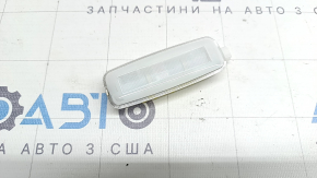 Porsche Macan front left headlight (15-26 scratches)