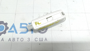 Porsche Macan front left headlight (15-26 scratches)