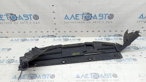 Chevrolet Volt 16's upper radiator deflector - fragment broken off