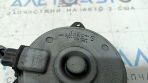 Right cooling fan motor for Toyota Prius V 12-17