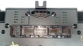 Porsche Macan 15-18 climate control with heating and no ventilation