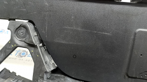 Porsche Macan 15-21 rear bumper lip structure, scratches, broken mount, scratches