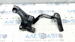Brake fluid reservoir bracket for Toyota Prius V 12-17