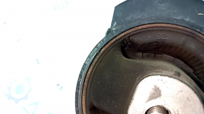 Toyota Prius V 12-17 rear engine mount microcracks