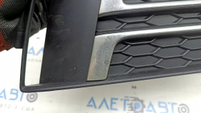 Right front bumper grille for Audi A4 B9 17-17 s-line, without radar, light chrome, chips