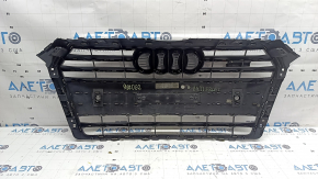 Complete radiator grille for an Audi A4 B9 17 with emblem, for parking sensors, sand, light chrome, chips, non-factory holes