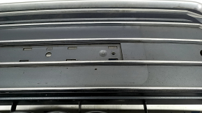 Complete radiator grille for an Audi A4 B9 17 with emblem, for parking sensors, sand, light chrome, chips, non-factory holes