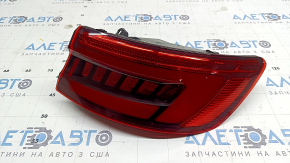 Audi A4 B9 17-17 Sedan LED Right Outer Fender Light, Scratches, Glued