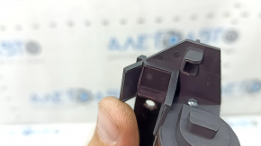 The rear right door curtain of the Audi A6 C8 19-25 is black, the fastening is broken