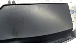 The rear bumper lip of the Audi A4 B9 17-18 s-line is matte and dented.
