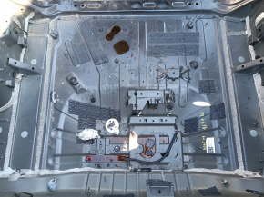 Chevrolet Volt 16 trunk trough - on the body