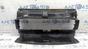 Radiator air duct rear central Porsche Macan 17-24 2.0T