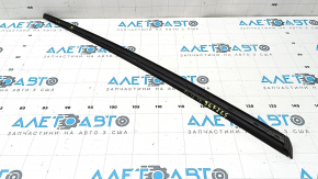 Right windshield molding for Audi A6 C8 19-24 black, cracked, broken mount