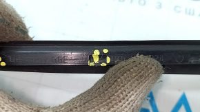 Right windshield molding for Audi A6 C8 19-24 black, cracked, broken mount