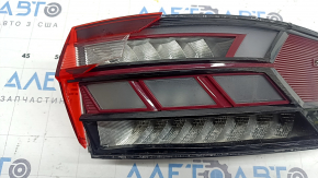 Right outer wing light for VW Jetta 20-26, broken glass, cracked, scuffed