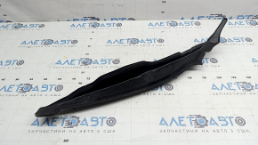 Right door-wing seal for VW Jetta 19-26, broken fasteners