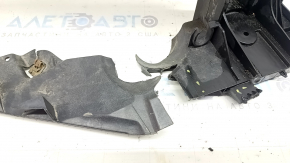 Right intercooler mount for Porsche Macan 15-26, broken fragment, broken mount