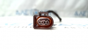 A chip for the Audi A6 C8 19-25 radar washer motor.