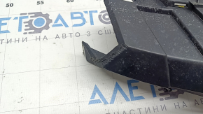 VW Jetta 22-26 rear bumper lip scratches