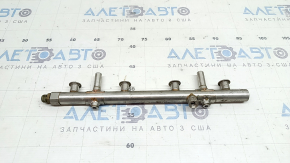 Fuel rail Porsche Macan 17-21 2.0T without sensor