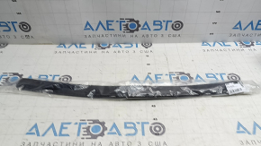 Central hood seal for BMW X2 F39 18-23