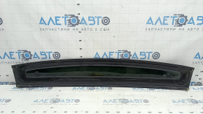 The front panoramic glass of a Hyundai Tucson 22-26 has a torn seal, a chip, and a worn coating.