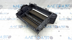 The heater housing is bare, the upper part of a Ford Escape MK4 20-26, without an actuator, the mount is broken.