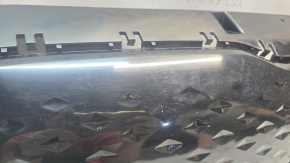 Kia Niro 19-22 EV radiator grille has broken fasteners and scratches