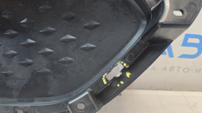 Kia Niro 19-22 EV radiator grille has broken fasteners and scratches