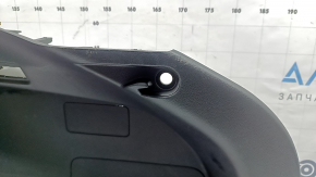 Right arch trim for Toyota Venza 21-24 with trim, chrome insert, black, scratches, needs dry cleaning, damaged fastener