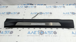 Illuminated front right door sill plate for Toyota Venza 21-24, black, scratches, nicks on chrome
